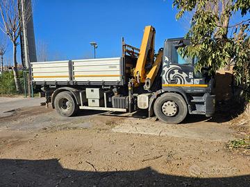 Camion Iveco 180