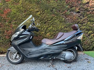 Burgman 400 Limited Edition 2007 con telo Tucano