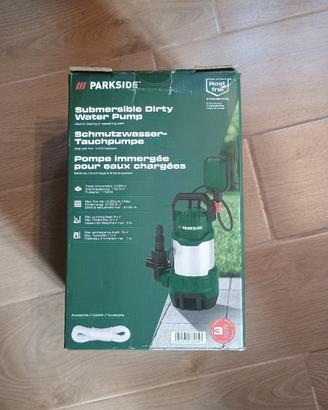 pompa elettrica a immersione Parkside 
