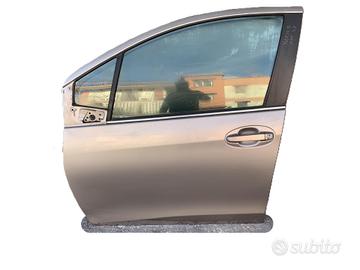 PORTIERA ANTERIORE SINISTRA TOYOTA Yaris Serie (14