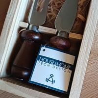 Set posate da formaggio. Nuovo