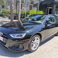 Audi A4 Avant 40 TDI S tronic TOTAL BLACK