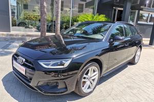 Audi A4 Avant 40 TDI S tronic TOTAL BLACK