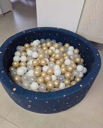 piscina con palline 