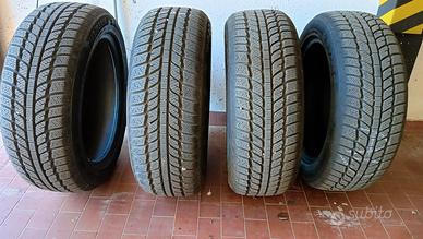 4 gomme invernali  come nuove Roadx 195 55R16 87V