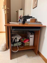 Mobile per PC e appoggia  tastiera