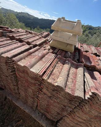 Tegole in cemento usate in buono stato