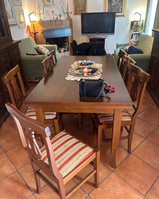TAVOLO IN LEGNO ALLUNGABILE