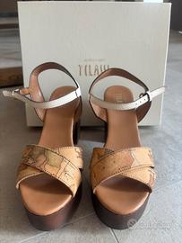 Alviero Martini Sandali con zeppa