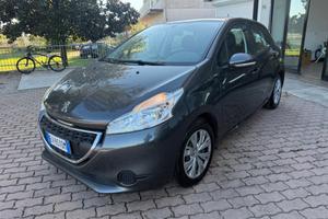 Peugeot 208 1.4 HDi 68 CV 5 porte Allure