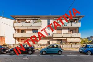 5 LOCALI A VILLAFRANCA DI VERONA