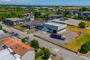 CAPANNONE A GUASTALLA