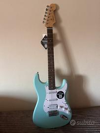 Squier by Fender Strat chitarra elettrica