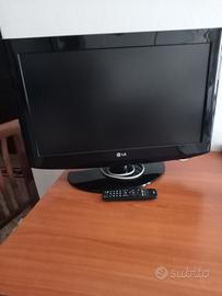televisione LG 26 pollici 
