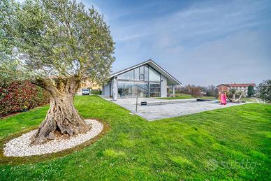 VILLA SINGOLA A GIAVENO