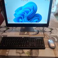 PC Asus All in One 22 pollici 