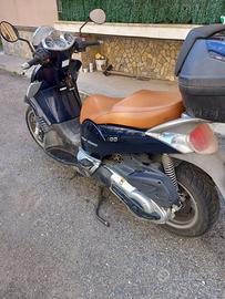 Scarabeo 400cc