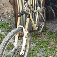 Front enduro