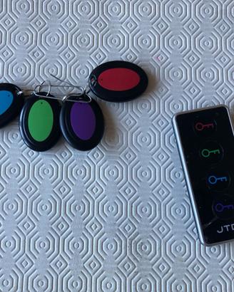 Set cercaoggetti wireless con 4 tag e telecomando