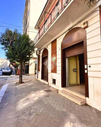 NEGOZIO A SAN SEVERO