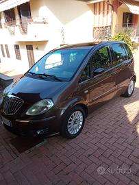 Lancia musa 1.4 16 v serie oro