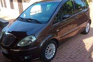 Lancia musa 1.4 16 v serie oro