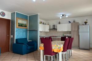 Appartamento con 5 stanze da letto NUOVO