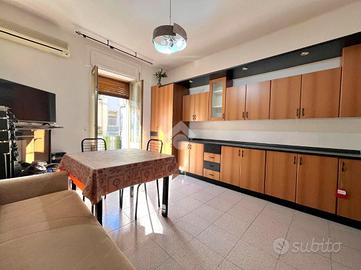 2 LOCALI A BARI