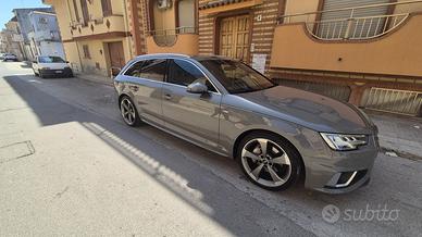 Audi A4 Avant sline 2.0 40 TDI 190 cv s tronic 