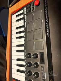 AKAI MPK mini PROFESSIONAL