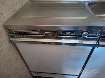 Lavastoviglie indesit anni 60 LS 12