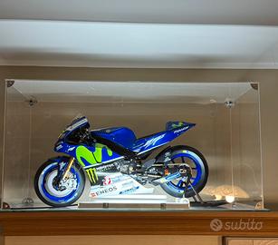 Moto yamaha Rossi scala 1:4 Collezione Deagostini