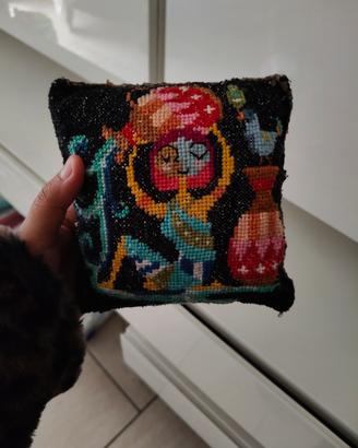 cuscino modalità punto e croce fatta da me