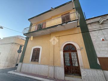 VILLA SINGOLA A ADELFIA