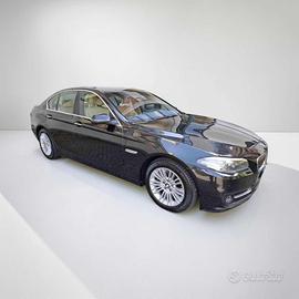 BMW 520 d Luxury Automatic-Led-Pelle-Navi