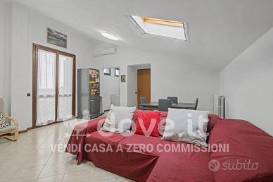 Appartamento di 88 m² con 3 locali e box auto a Bo