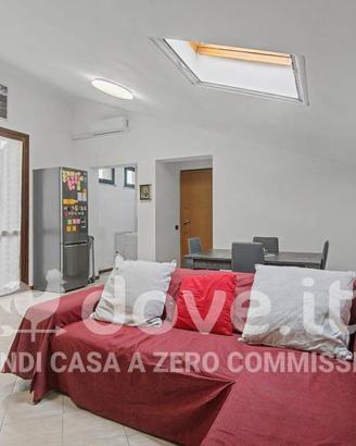 Appartamento di 88 m² con 3 locali e box auto a Bo