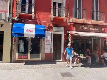 Negozio in via Garibaldi