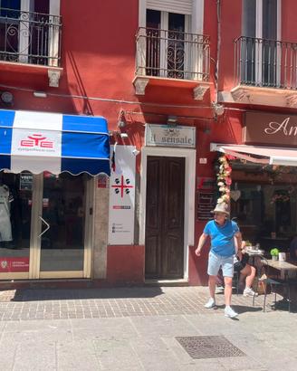 Negozio in via Garibaldi