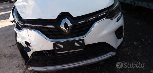 Renault Captur hybrid