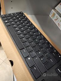 Tastiera HP Business Slim cablata USB / Layout UK 