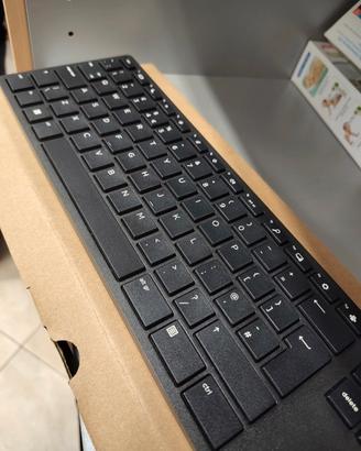 Tastiera HP Business Slim cablata USB / Layout UK 