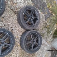 Cerchi in lega 4 fori grande punto