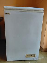 congelatore a pozzetto Indesit 100L