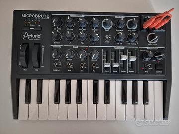 ARTURIA Microbrute