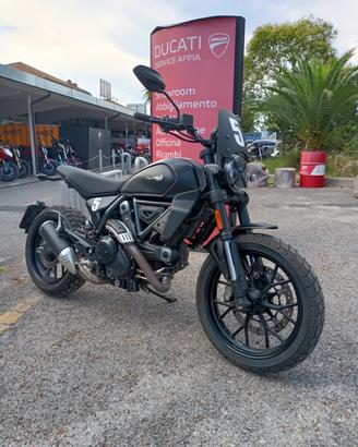 Ducati Scrambler ICON DARK