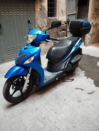 Scooter suzuky