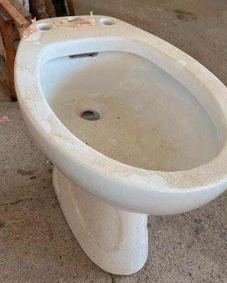 BIDET BAGNO IN CERAMICA