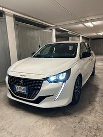 Peugeot  208