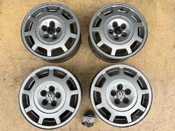 Cerchi in lega Volkswagen Golf 4 2001 15 pollici